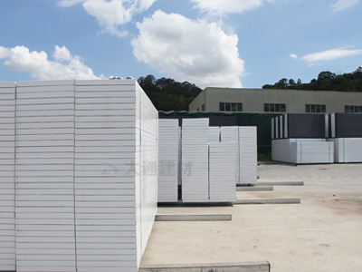 大通建材施工圍擋一般多少錢一米？批發(fā)有優(yōu)惠嗎？