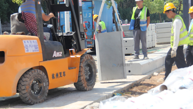 深圳鋼結(jié)構(gòu)圍擋的圍擋基礎(chǔ)施工要求有哪些？